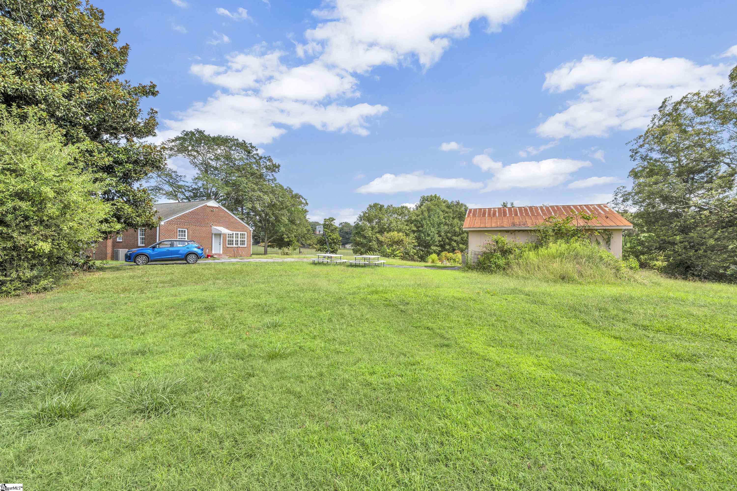 526 Burns Road Spartanburg, SC 29307 - Photo 25 of 34