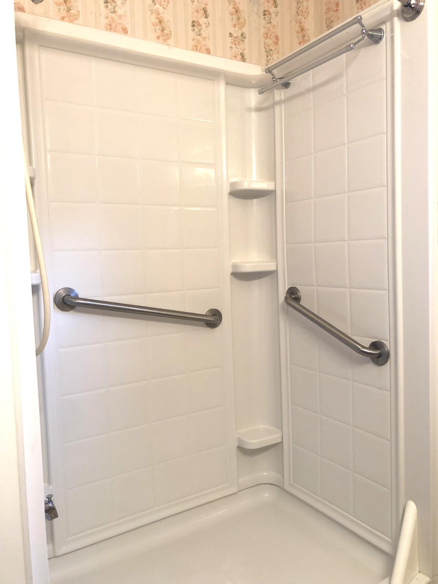 215 Loop Road Caryville, TN 37714 - Photo 23 of 29 Bathroom