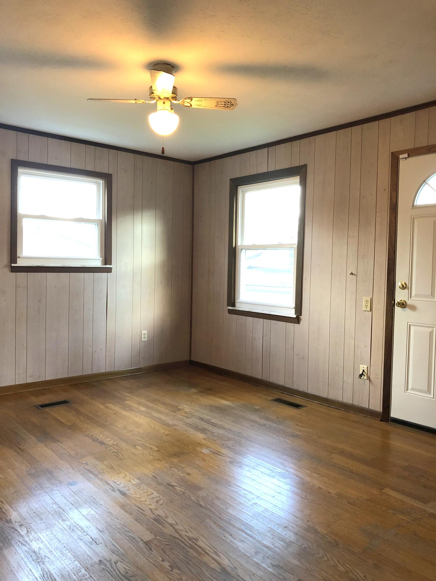 215 Loop Road Caryville, TN 37714 - Photo 6 of 29 Master Bedroom