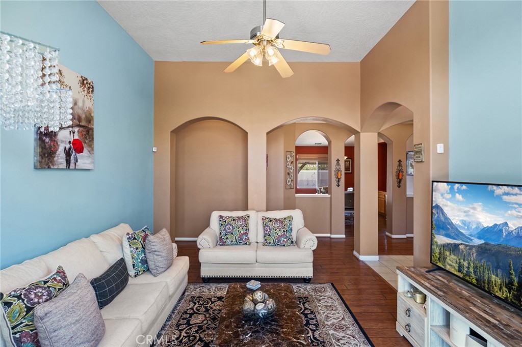 17112 Century Plant Road Apple Valley, CA 92307 - Photo 11 of 30
