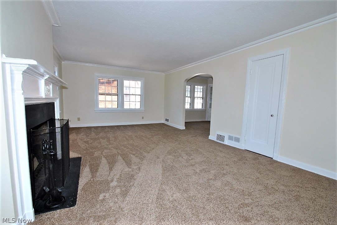 3585 Daleford Road Cleveland, OH 44120 - Photo 4 of 15