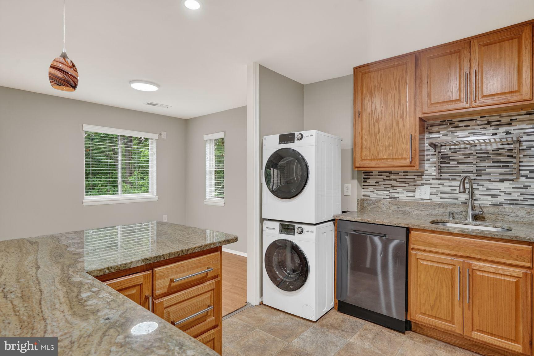 9908 Walker House Road, Unit 99086 Gaithersburg, MD 20886 - Photo 8 of 20