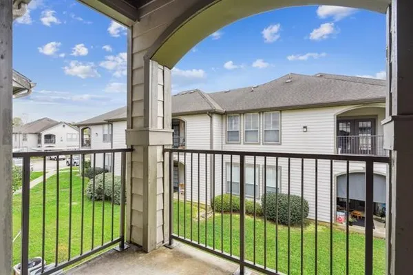 $129,900 | 350 Emerald Forest Boulevard, Unit 11202, Covington, LA 70433