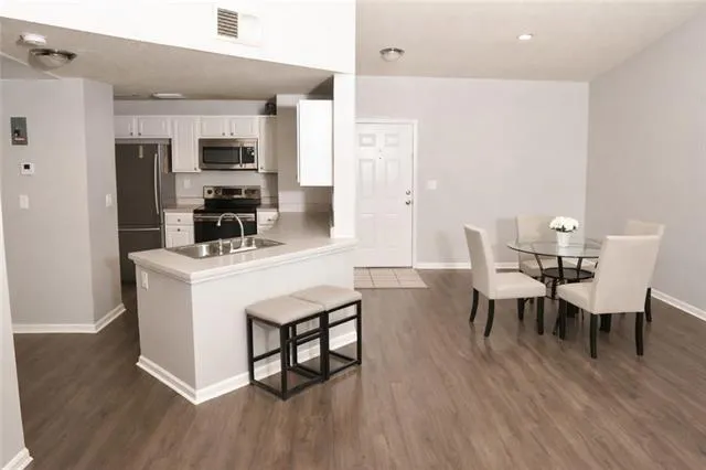 $129,900 | 350 Emerald Forest Boulevard, Unit 11202, Covington, LA 70433