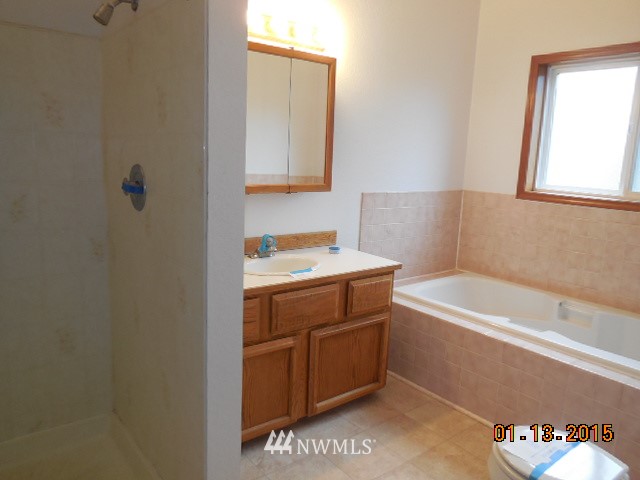 7427 Creekside Lane Southwest Rochester, WA 98579 - Photo 10 of 18