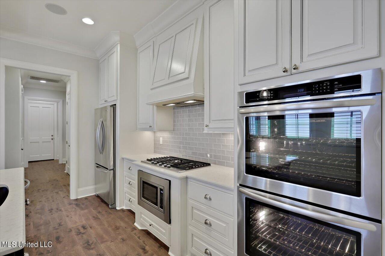 309 Westpark Street Ridgeland, MS 39157 - Photo 19 of 55 Double Ovens
