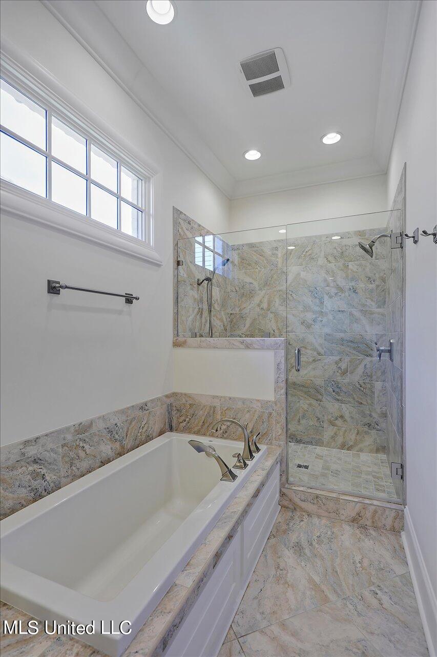 309 Westpark Street Ridgeland, MS 39157 - Photo 25 of 55 Separate Tub & Large Shower