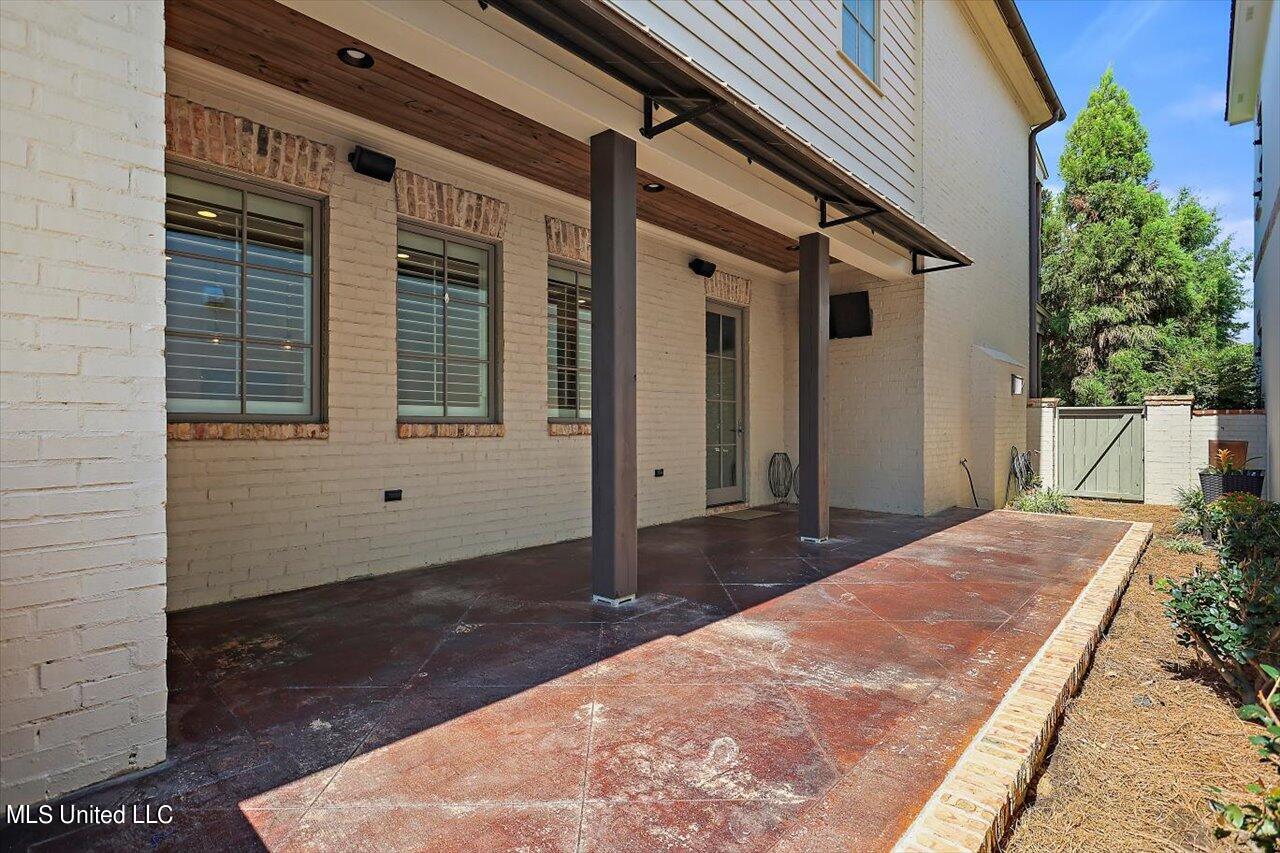 309 Westpark Street Ridgeland, MS 39157 - Photo 30 of 55 Courtyard