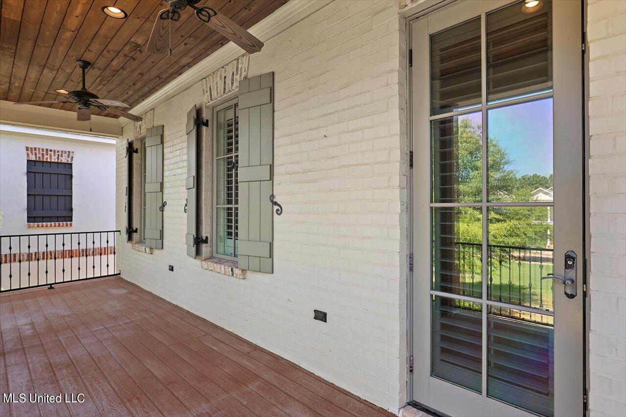 309 Westpark Street Ridgeland, MS 39157 - Photo 51 of 55 Upstairs Balcony