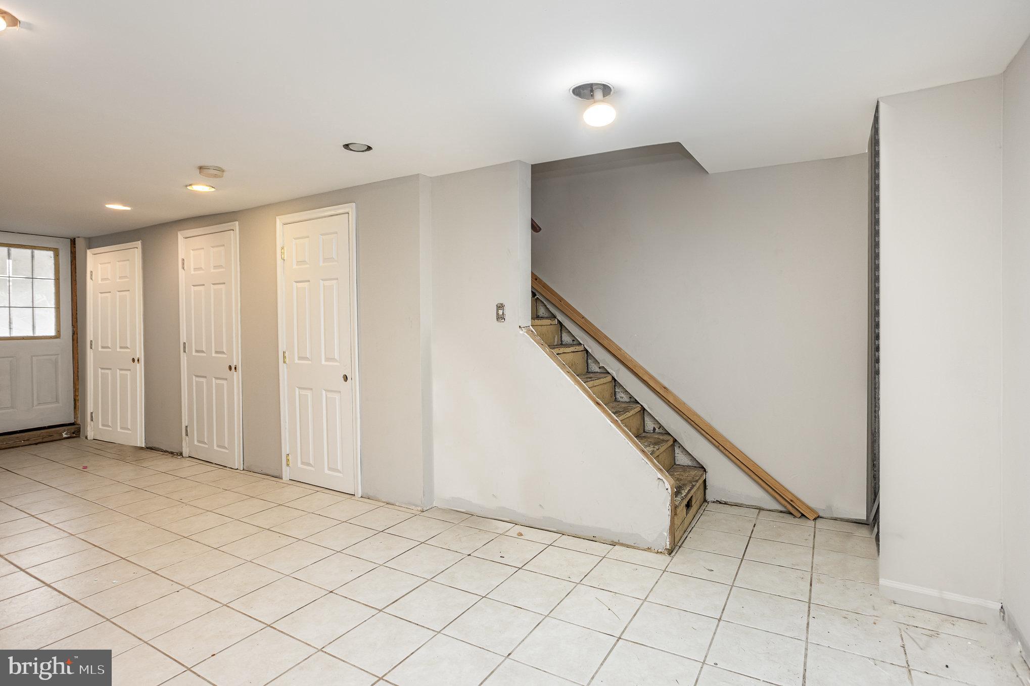 118 Wiltshire Road Essex, MD 21221 - Photo 17 of 21