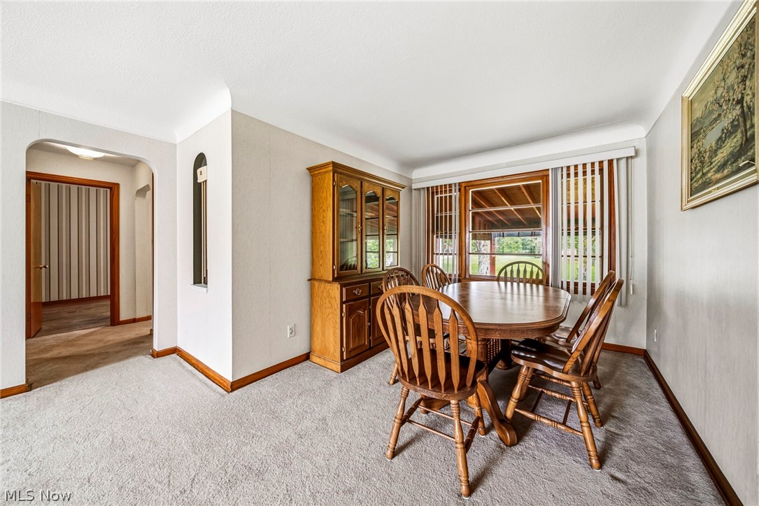 725 Chestnut Road Seven Hills, OH 44131 - Photo 12 of 43