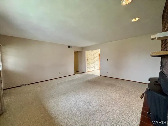 $269,000 | 5747 Sand Rock Road, Smithton, IL 62285