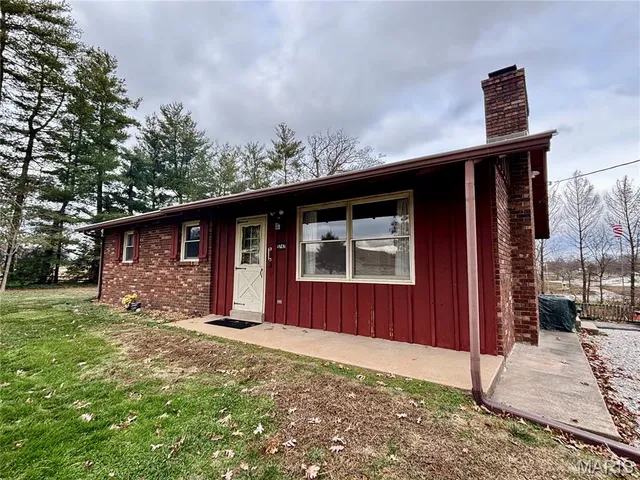 $269,000 | 5747 Sand Rock Road, Smithton, IL 62285