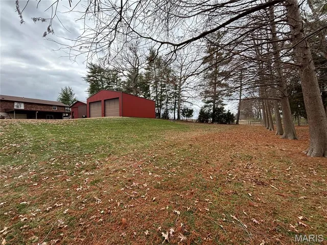 $269,000 | 5747 Sand Rock Road, Smithton, IL 62285