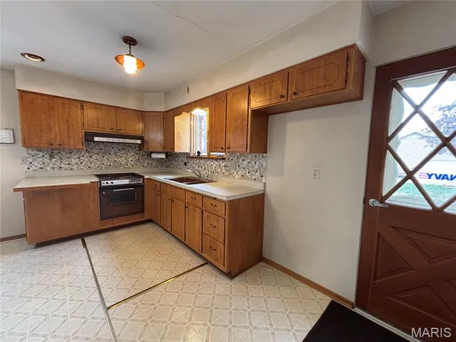 $269,000 | 5747 Sand Rock Road, Smithton, IL 62285