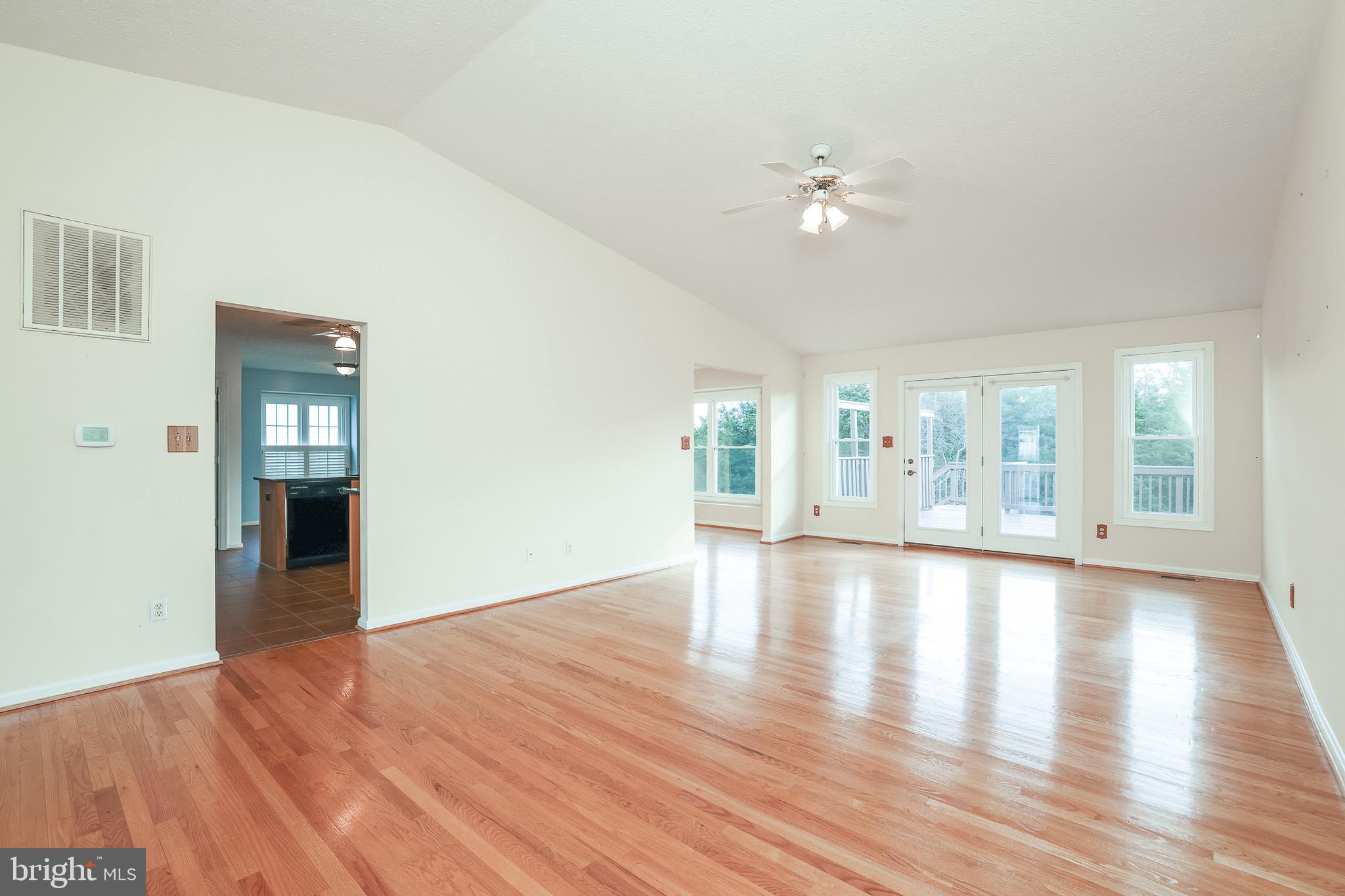121 Canyon Road Winchester, VA 22602 - Photo 9 of 35 Vaulted great room with wall of windows