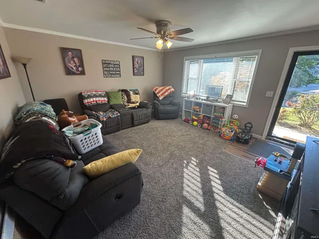 $269,900 | 3808 North Old Bruceville Road, Vincennes, IN 47591