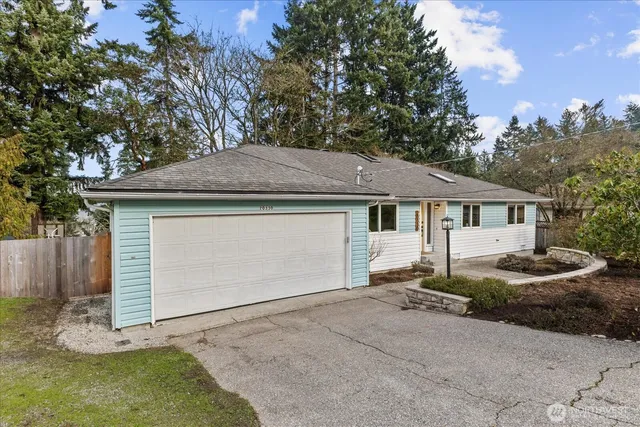$939,000 | 20330 Burke Avenue North, Shoreline, WA 98133