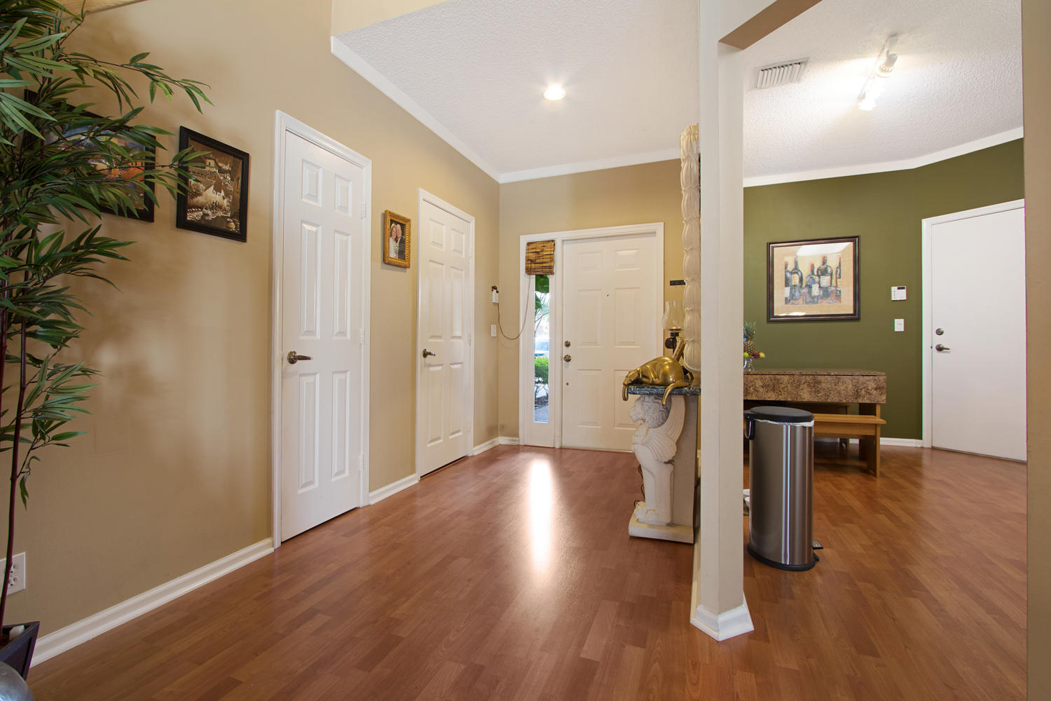 21078 Vía Eden, Unit 21078 Boca Raton, FL 33433 - Photo 4 of 25 Entrance