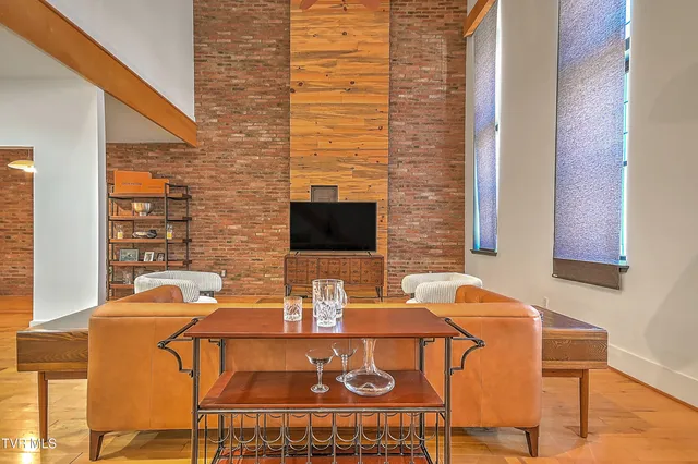 $550,000 | 509 State Street, Unit 3, Bristol, VA 24201