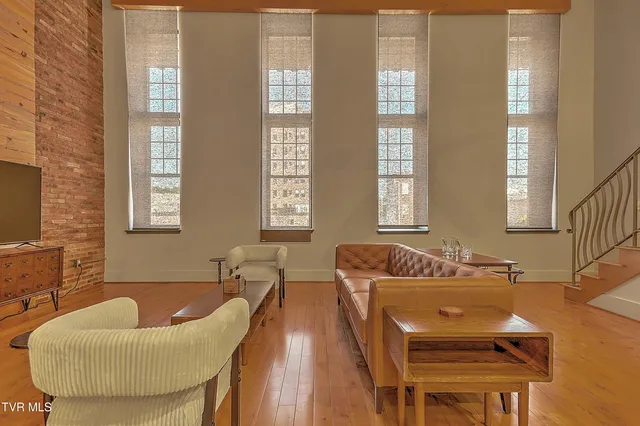 $550,000 | 509 State Street, Unit 3, Bristol, VA 24201