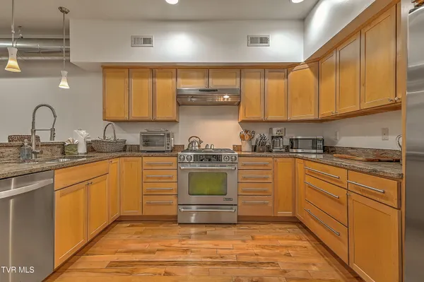 $550,000 | 509 State Street, Unit 3, Bristol, VA 24201