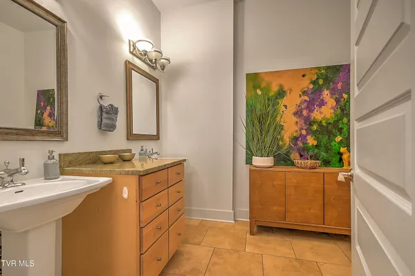 $550,000 | 509 State Street, Unit 3, Bristol, VA 24201