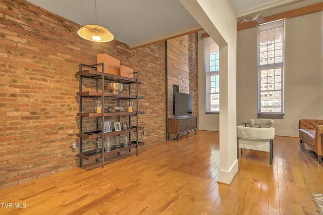 $550,000 | 509 State Street, Unit 3, Bristol, VA 24201