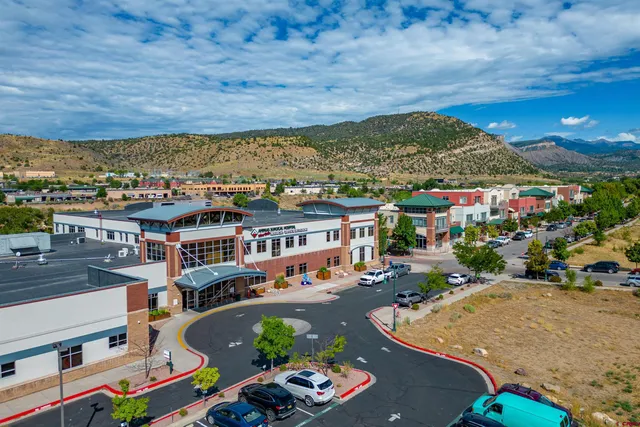 $2,000 | 575 Rivergate Lane, Unit 207, Durango, CO 81301