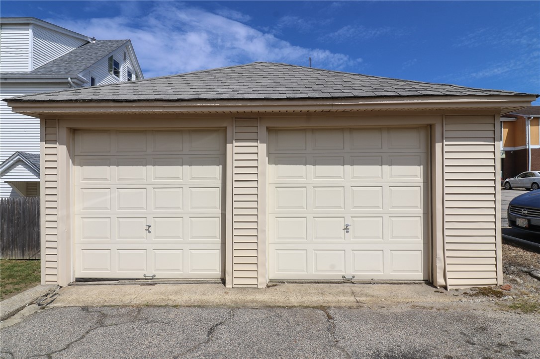 752 Providence Street Woonsocket, RI 02895 - Photo 3 of 21