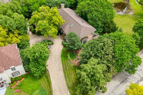 $1,598,000 | 6450 Manor Drive, Burr Ridge, IL 60527