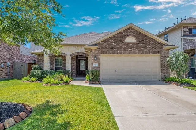 $2,400 | 27519 Gracefield Lane, Fulshear, TX 77441