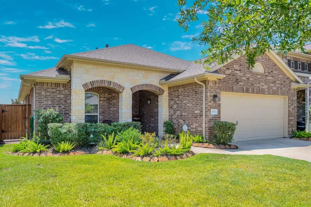 $2,400 | 27519 Gracefield Lane, Fulshear, TX 77441