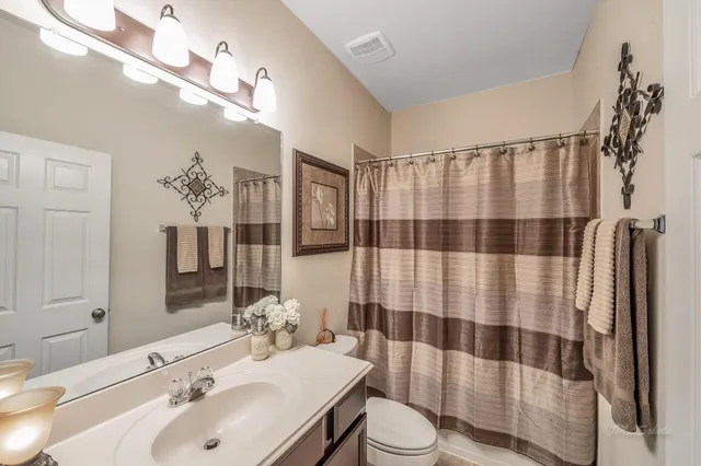 $2,400 | 27519 Gracefield Lane, Fulshear, TX 77441