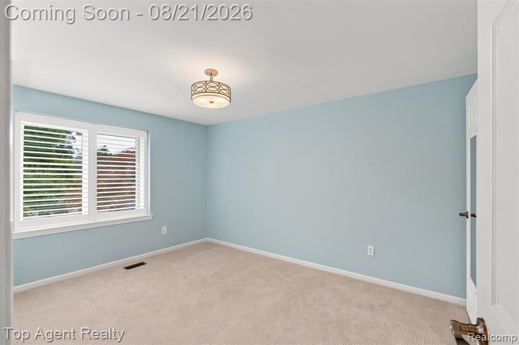 412 Streamview Court Rochester Hills, MI 48309 - Photo 40 of 69 Gallery Image 40
