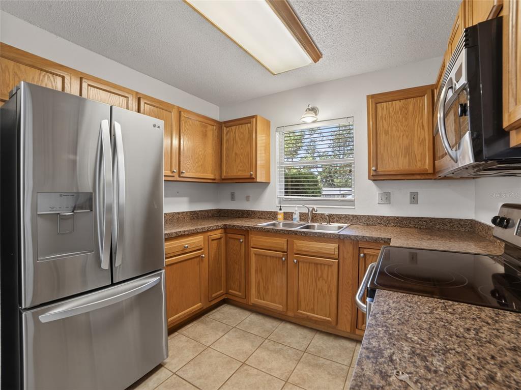 605 Limona Road Brandon, FL 33510 - Photo 6 of 28