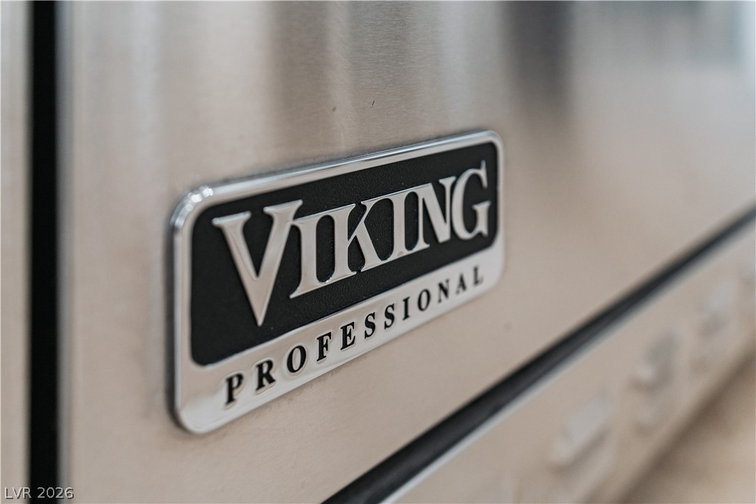 2071 Dover Ridge Court Henderson, NV 89074 - Photo 17 of 92