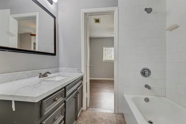$1,700 | 1102 Northwood Street, Houston, TX 77009