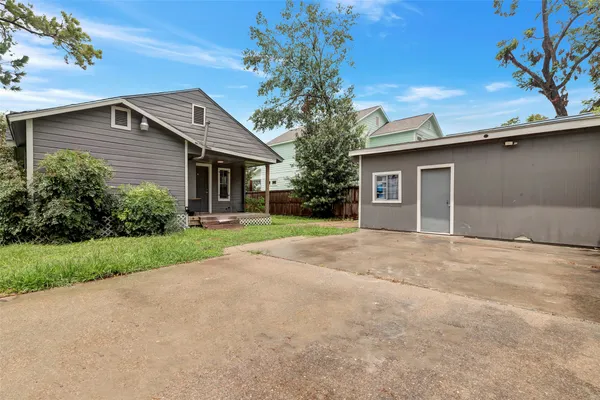 $1,700 | 1102 Northwood Street, Houston, TX 77009