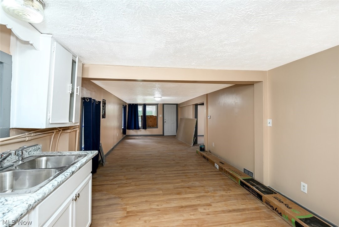 916 Abington Road Akron, OH 44312 - Photo 14 of 27