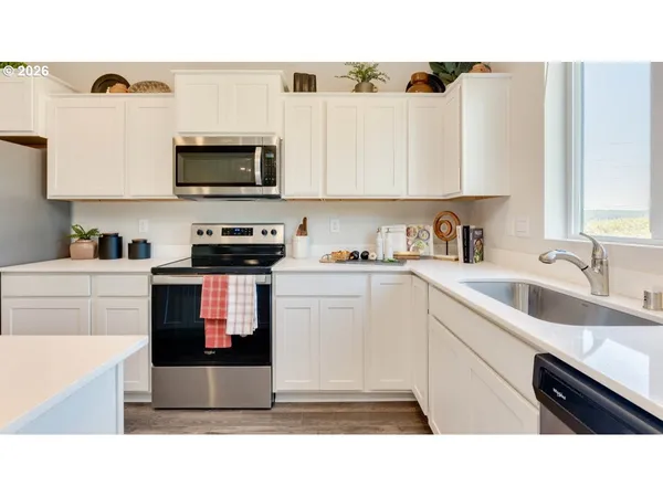 $519,995 | 3360 Eden Way, Eugene, OR 97404