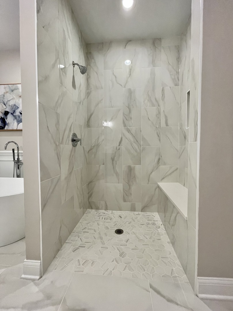 15960 Prairie View, Unit T10 Lockport, IL 60441 - Photo 22 of 29 a bathroom with a shower