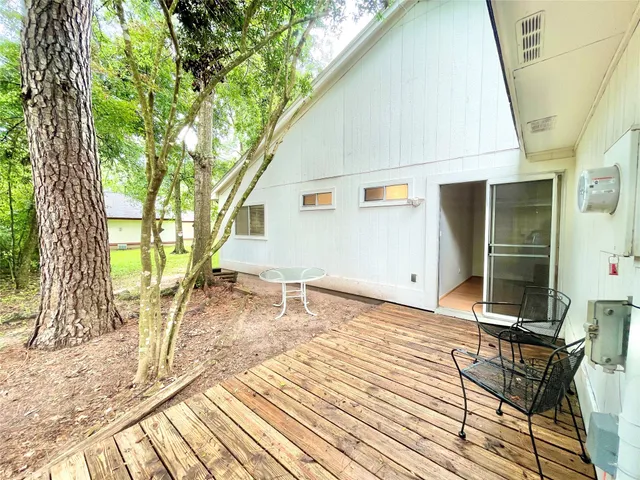 $1,750 | 6 Lea Oak Court, The Woodlands, TX 77381