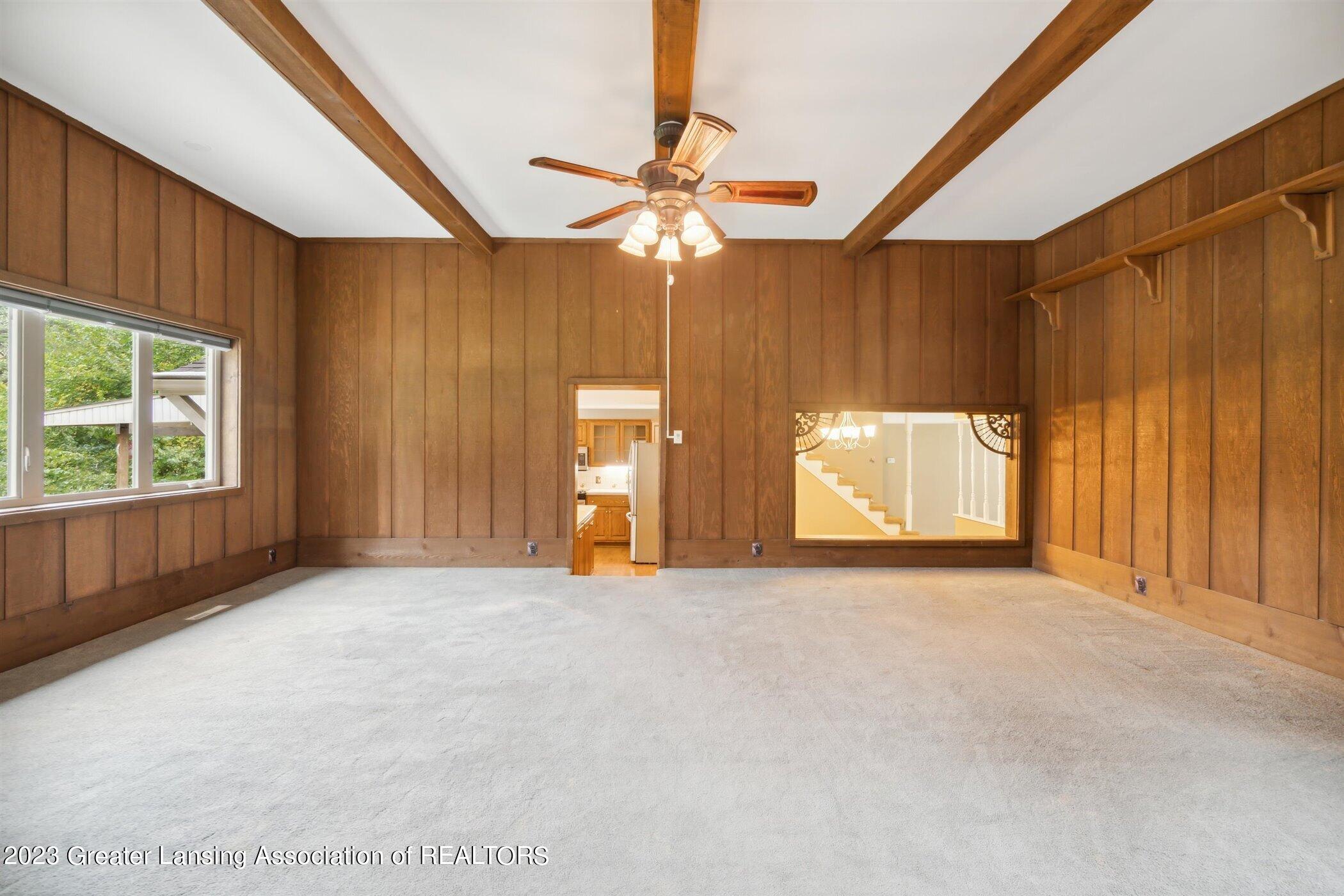 6891 North Parma Road Parma, MI 49269 - Photo 10 of 56 Family Rm