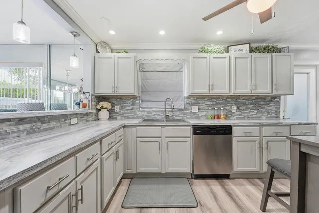 $515,000 | 924 Sarazen Drive, West Palm Beach, FL 33413