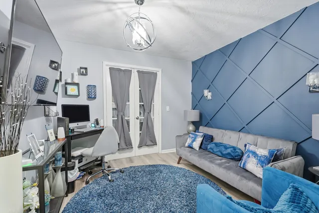 $515,000 | 924 Sarazen Drive, West Palm Beach, FL 33413