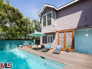 33 Topsail Street Marina del Rey, CA 90292 - Photo 1 of 1 Gallery Image 1