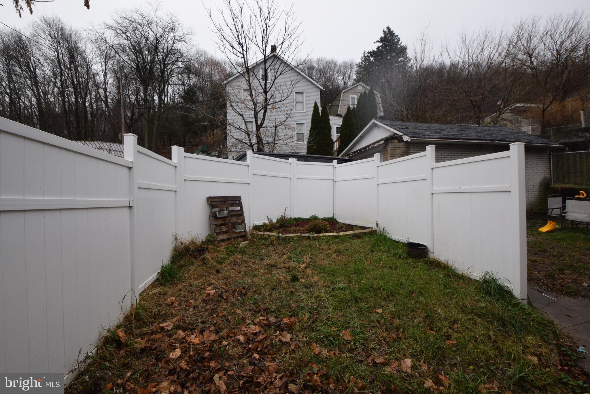 615 Ridge Street Bethlehem, PA 18015 - Photo 29 of 30 Gallery Image 29