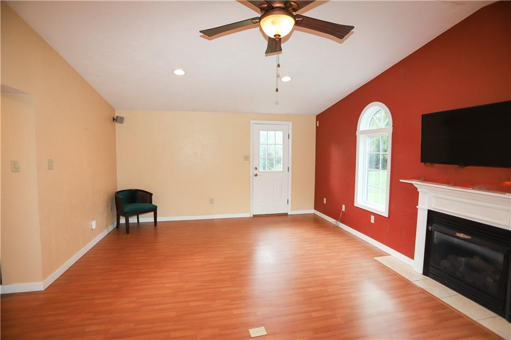 254 Arona Road Irwin, PA 15642 - Photo 16 of 46 Gallery Image 16