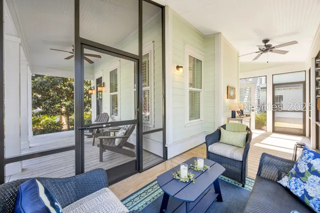 $875,000 | 30 Tabby Shell Road, Bluffton, SC 29910